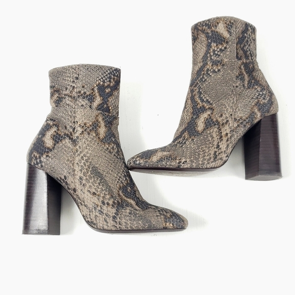 Free People Nolita snake skin print heeled ankle Boots size 36 - Picture 6 of 10